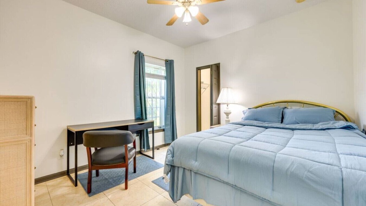 Photo of Bedroom in Riverview