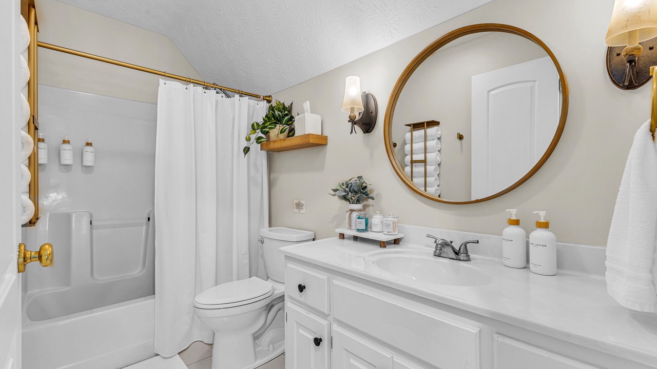 Photo of Bathroom in Eclectic