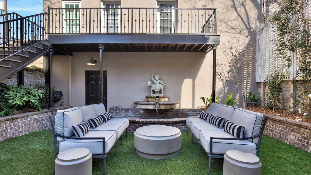 Photo of Patio Balcony in Historic Downtown Savannah