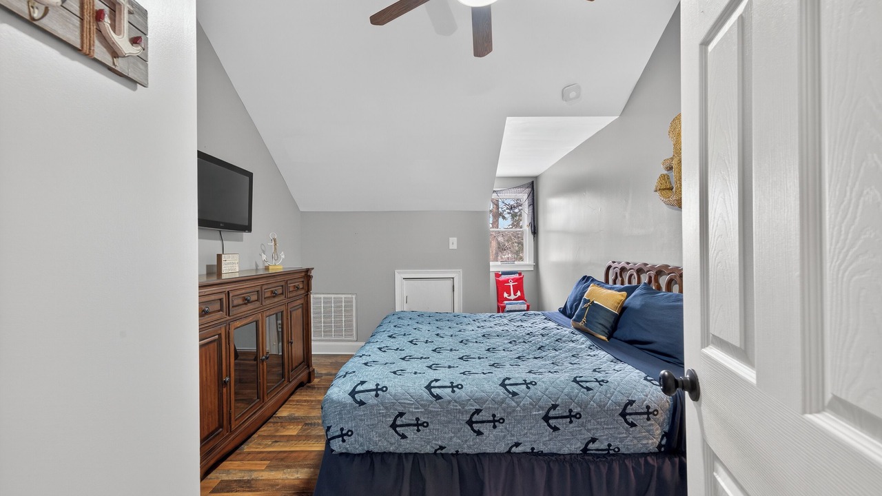Photo of Bedroom in Eatonton