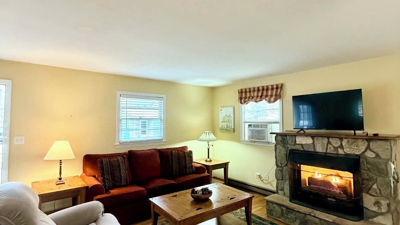 Photo of Livingroom in Maggie Valley