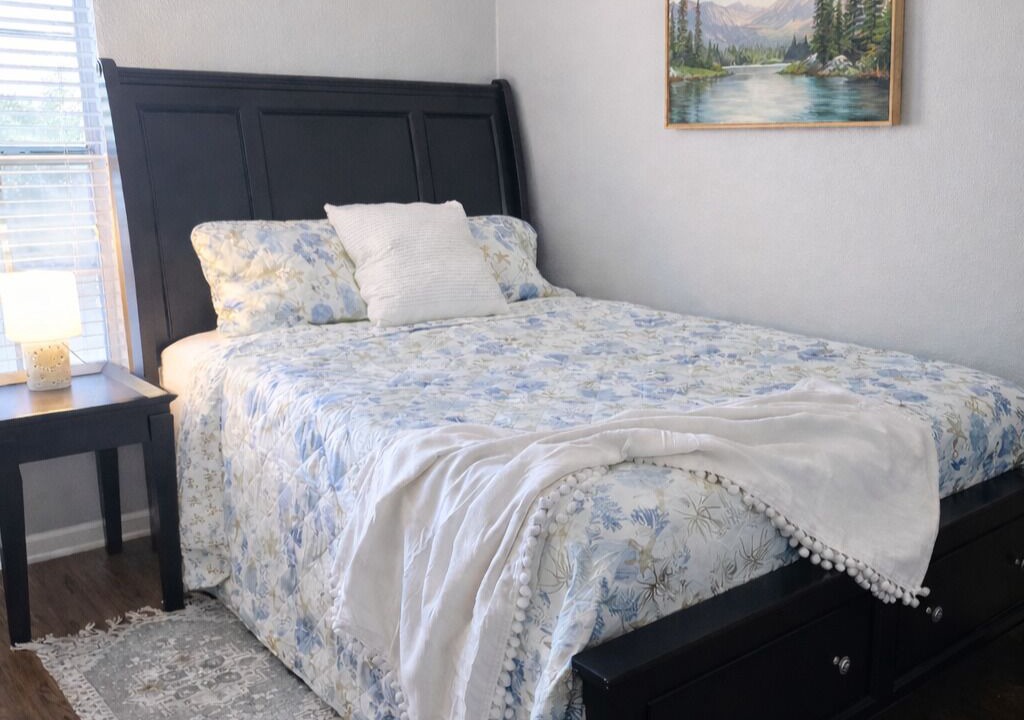 Photo of Bedroom in Westside