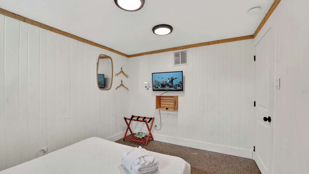 Photo of Bedroom in Laguna Beach