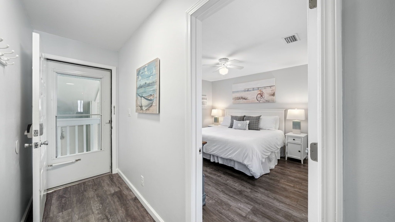 Photo of Bedroom in Laguna Beach
