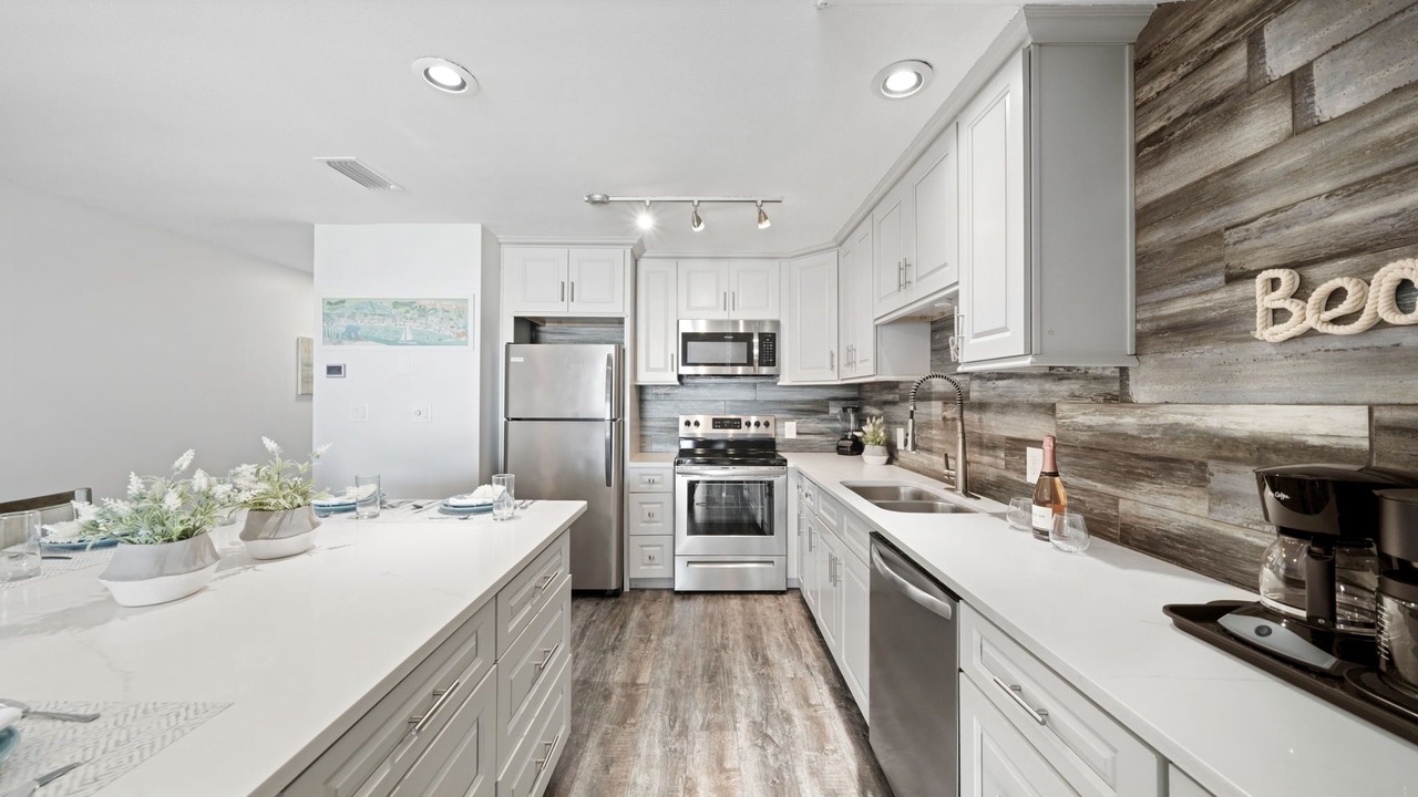 Photo of Kitchen in Laguna Beach