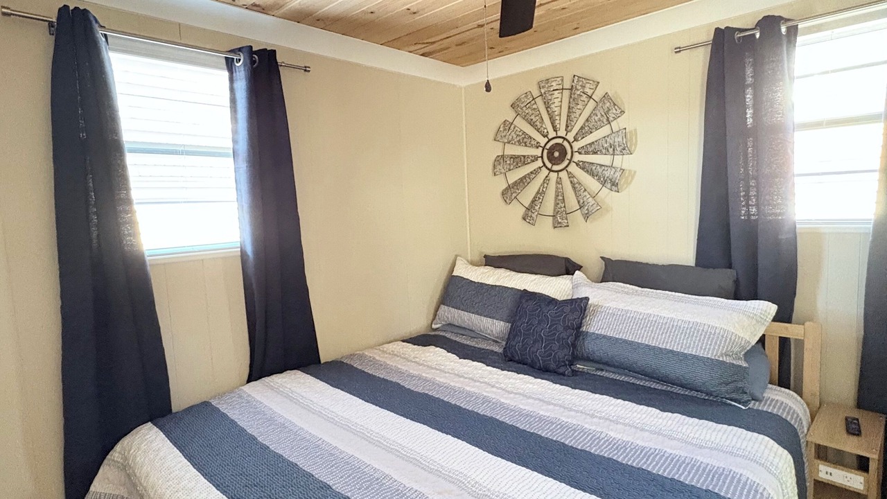 Photo of Bedroom in Eatonton