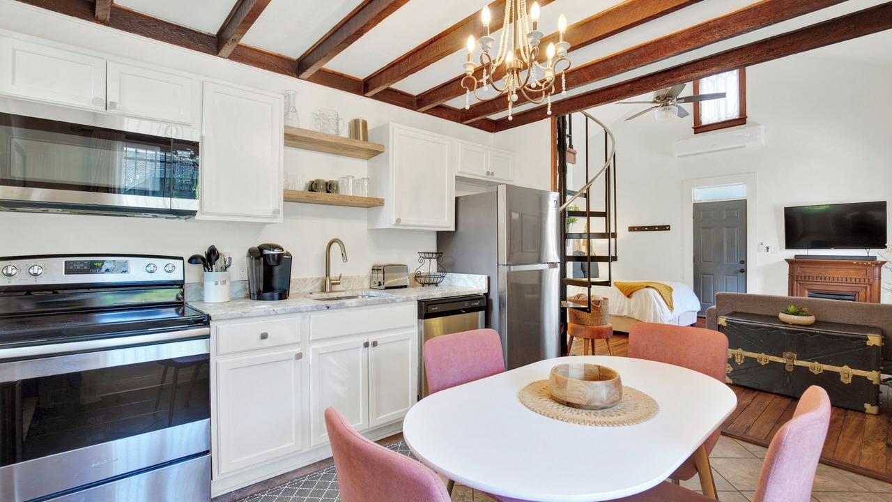 Photo of Kitchen in Historic Downtown Savannah