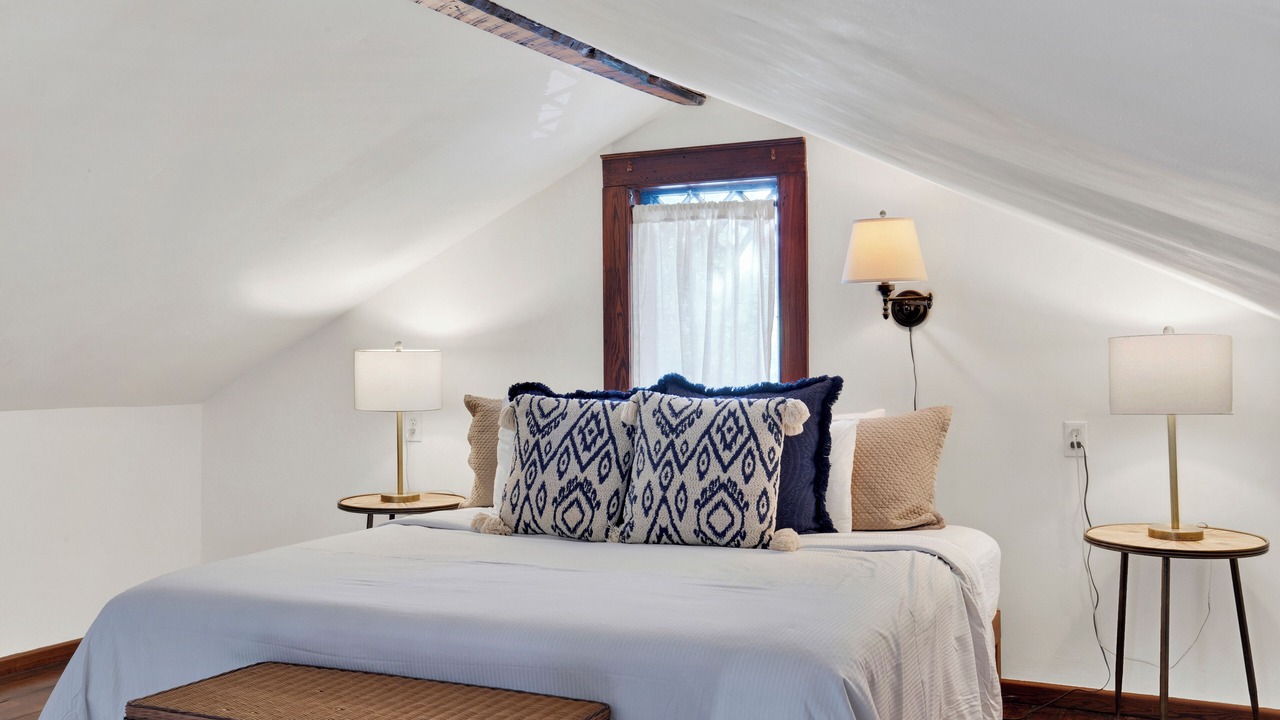 Photo of Bedroom in Historic Downtown Savannah