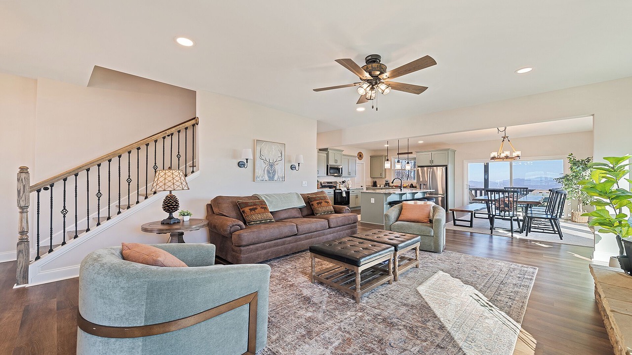 Photo of Livingroom in Waynesville