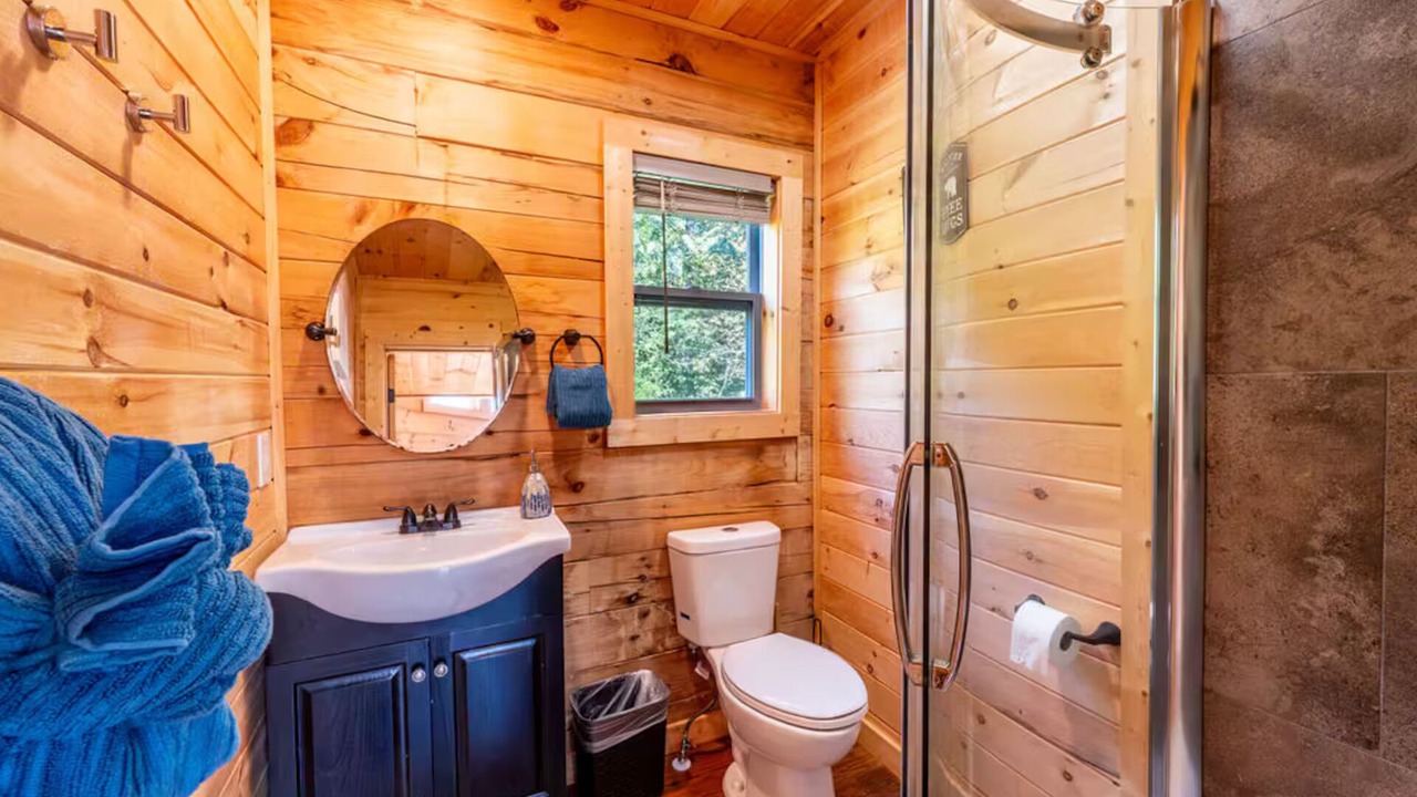 Photo of Bathroom in Sevierville