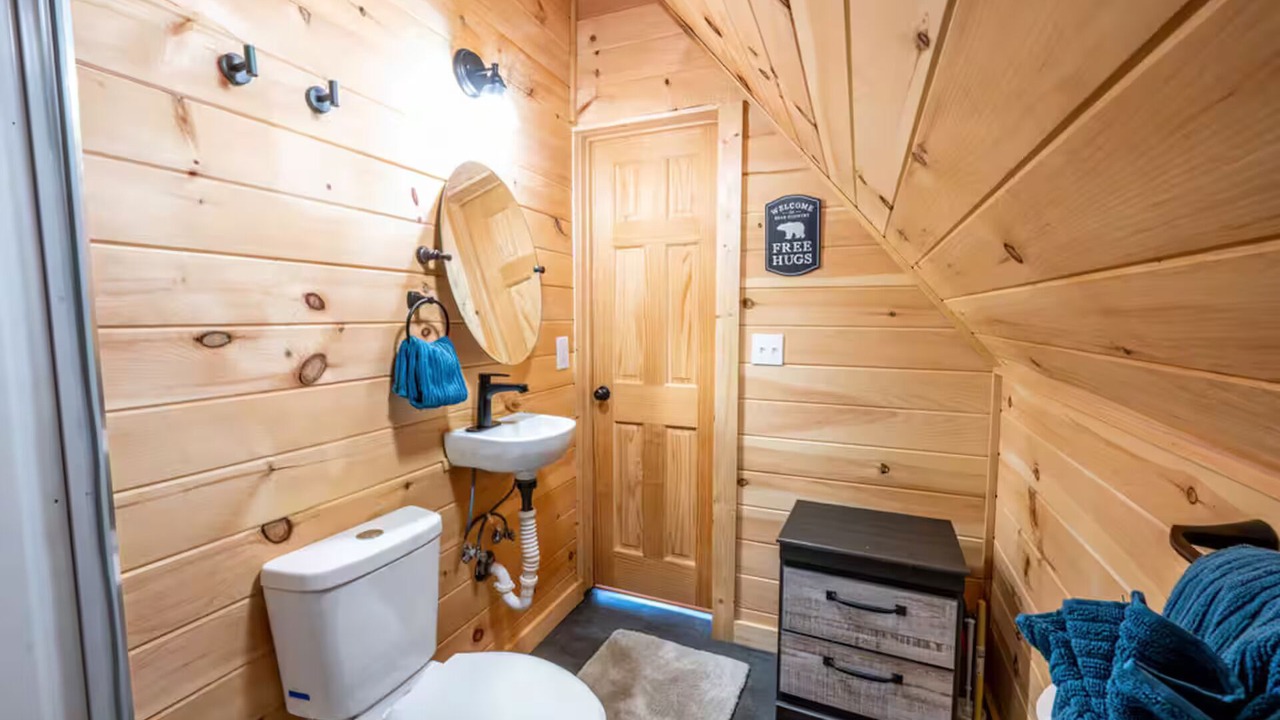 Photo of Bathroom in Sevierville