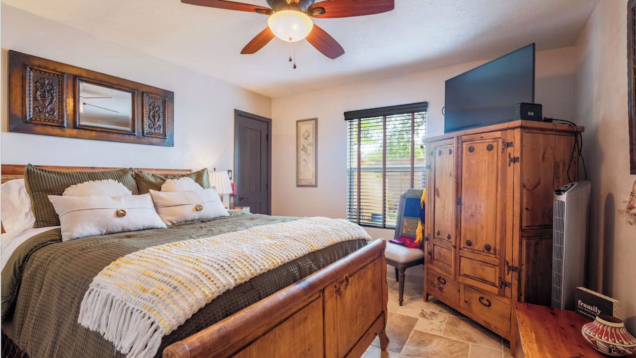 Photo of Bedroom in Albuquerque