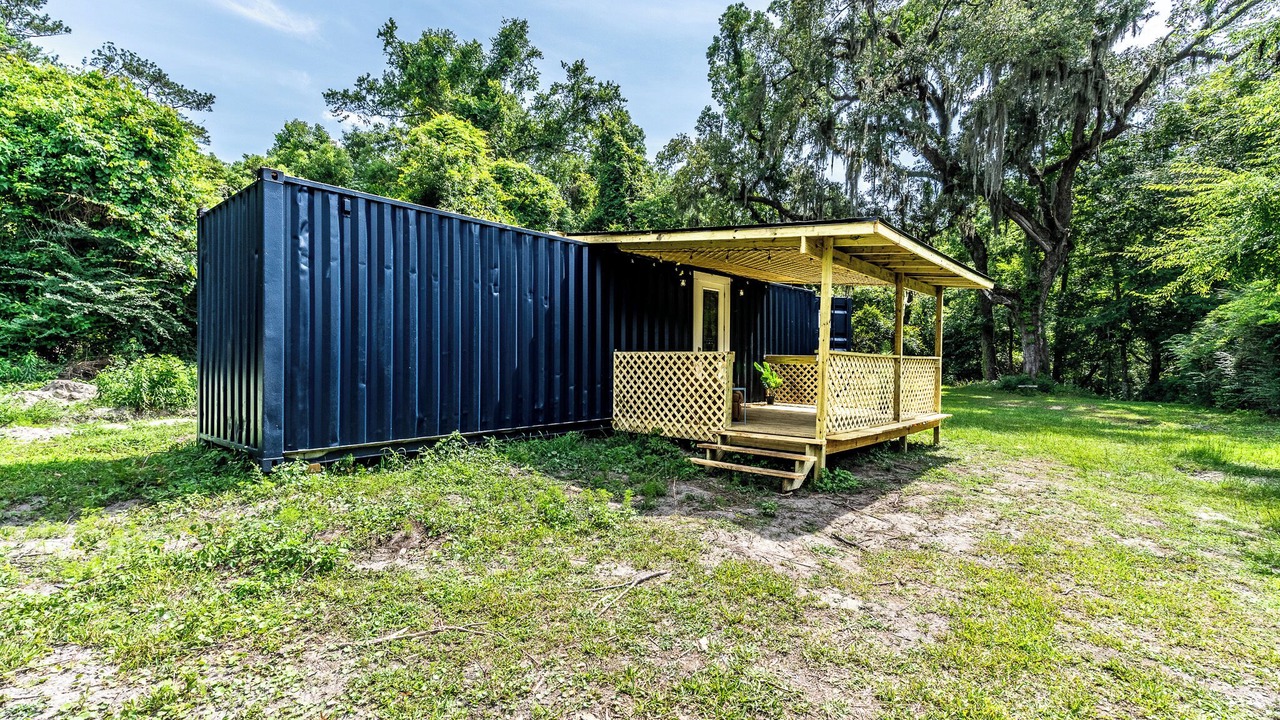 Photo of Outdoor in Northside