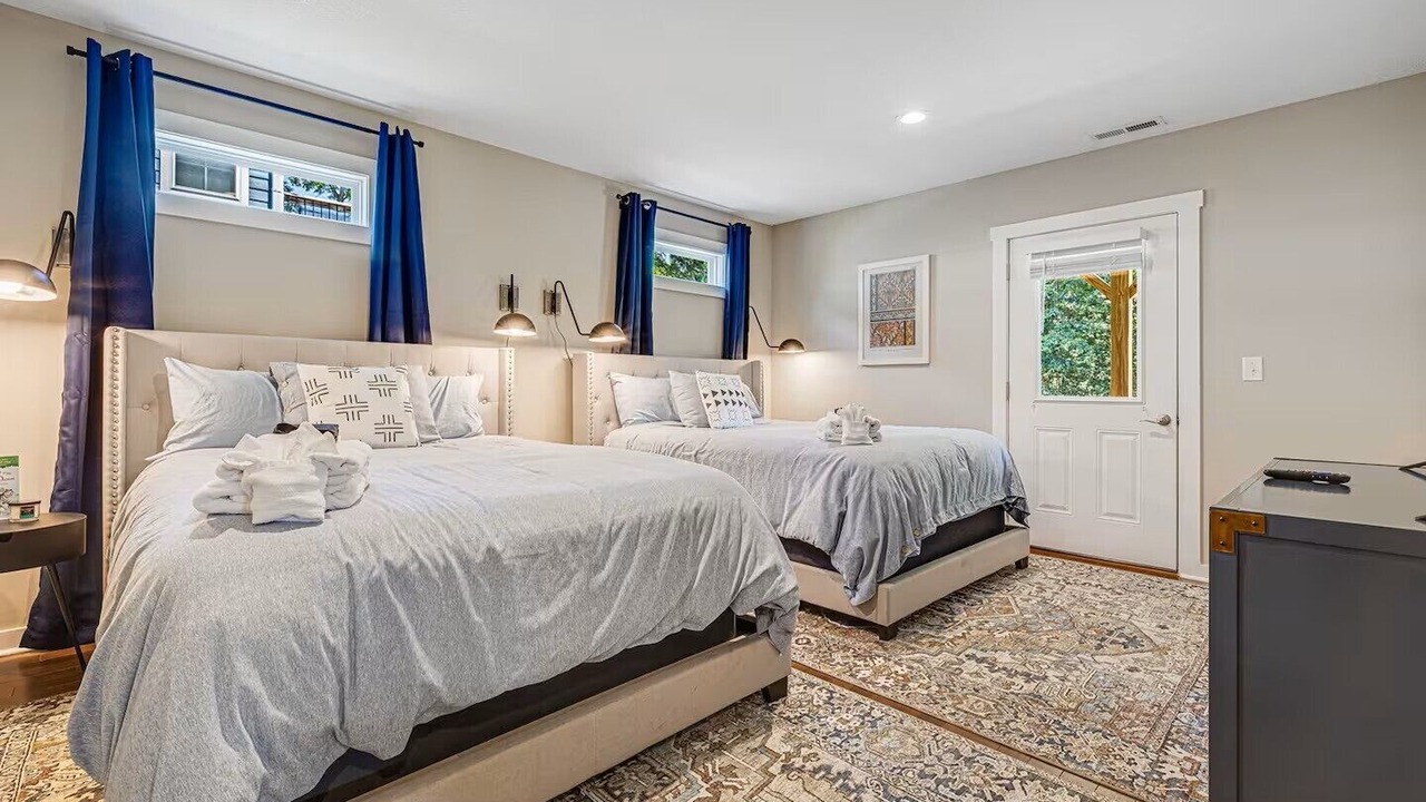 Photo of Bedroom in Asheville