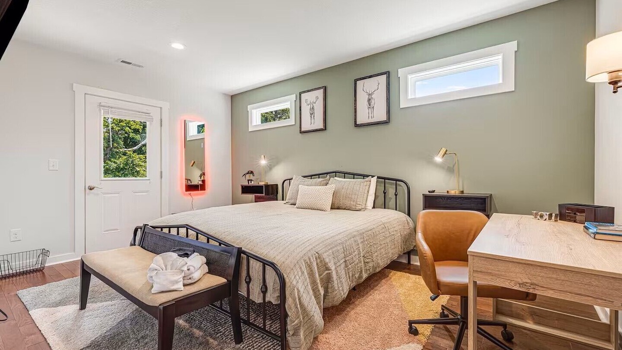 Photo of Bedroom in Asheville
