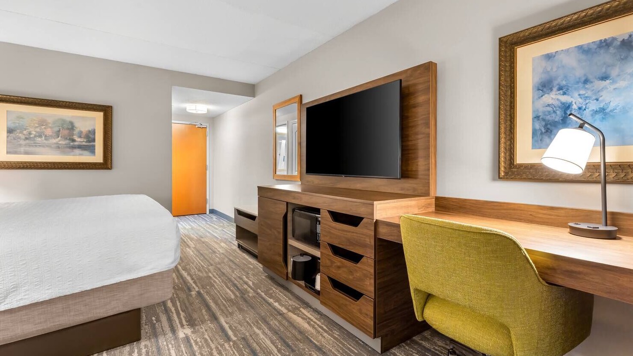 Photo of Bedroom in Guntersville