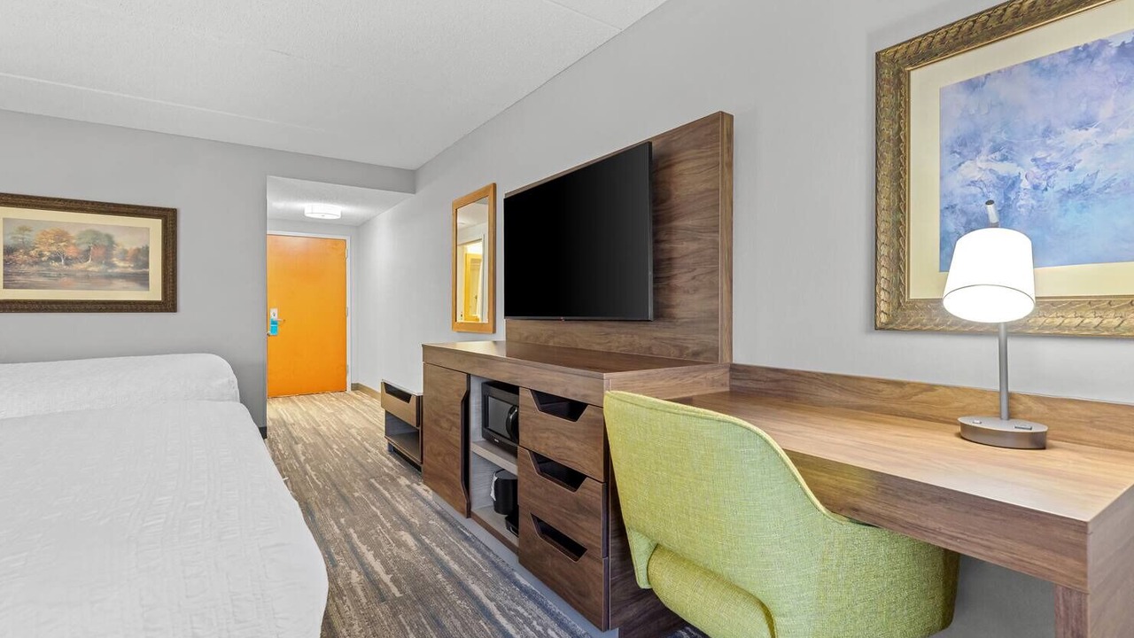 Photo of Bedroom in Guntersville