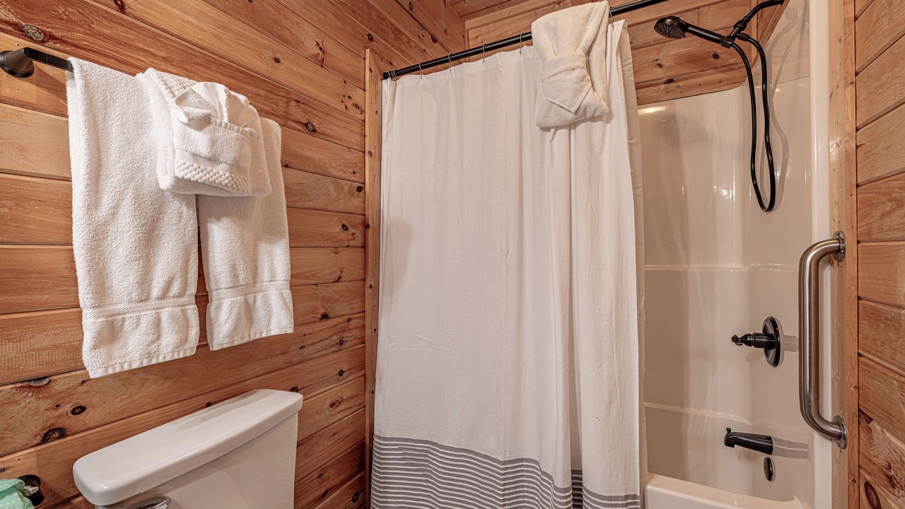 Photo of Bathroom in Sevierville