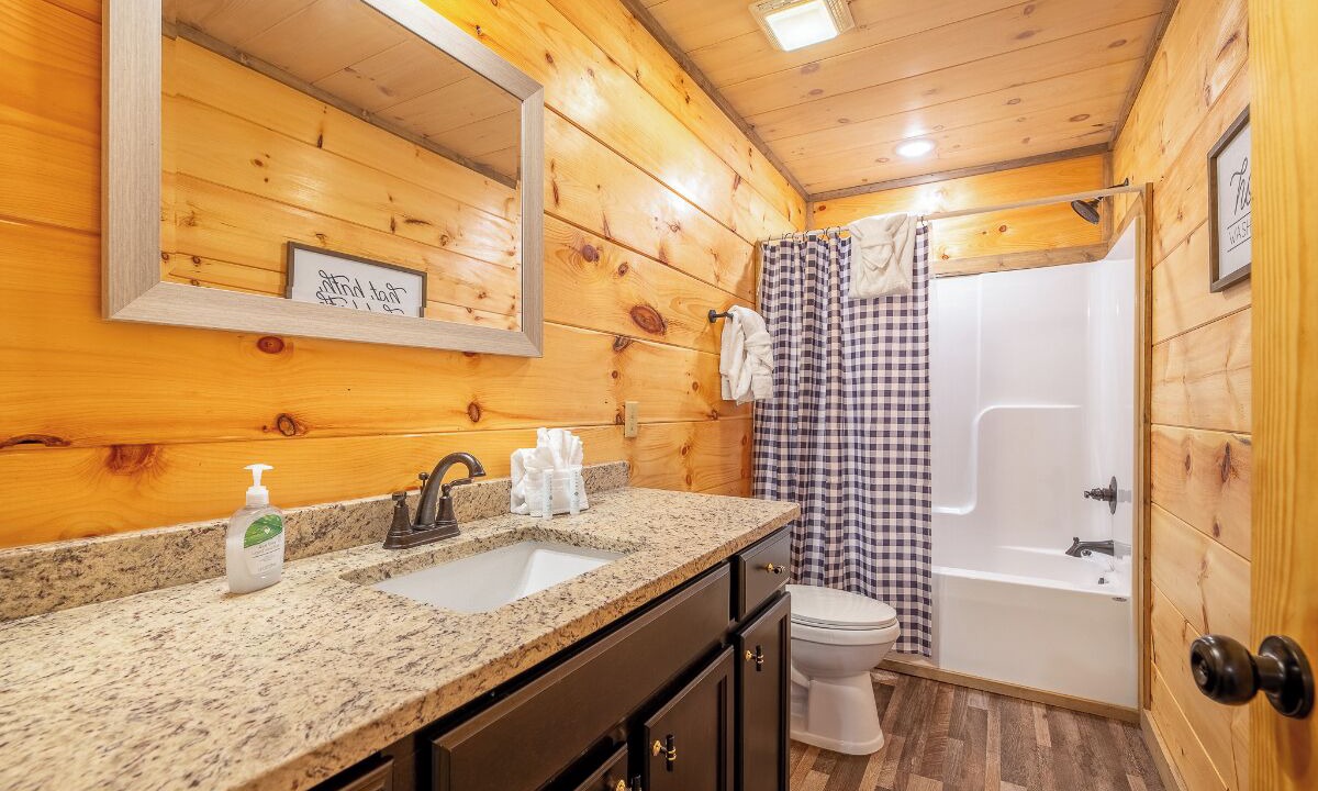 Photo of Bathroom in Sevierville
