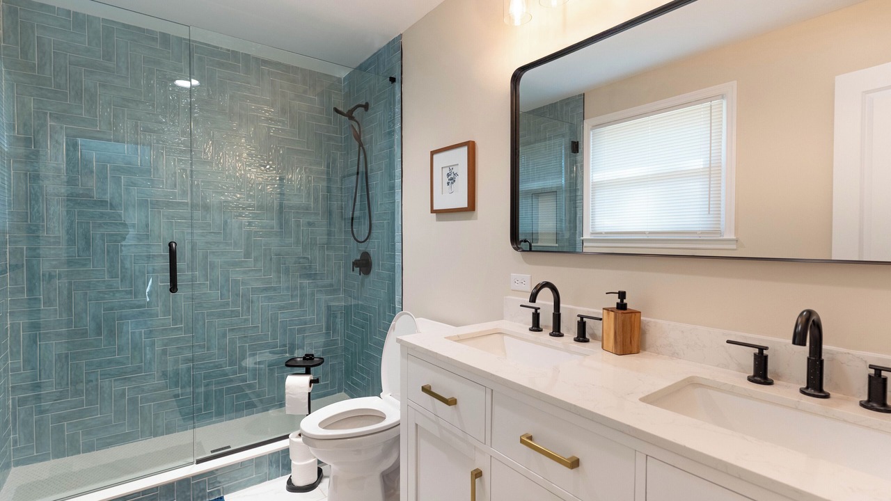Photo of Bathroom in Forest Hills