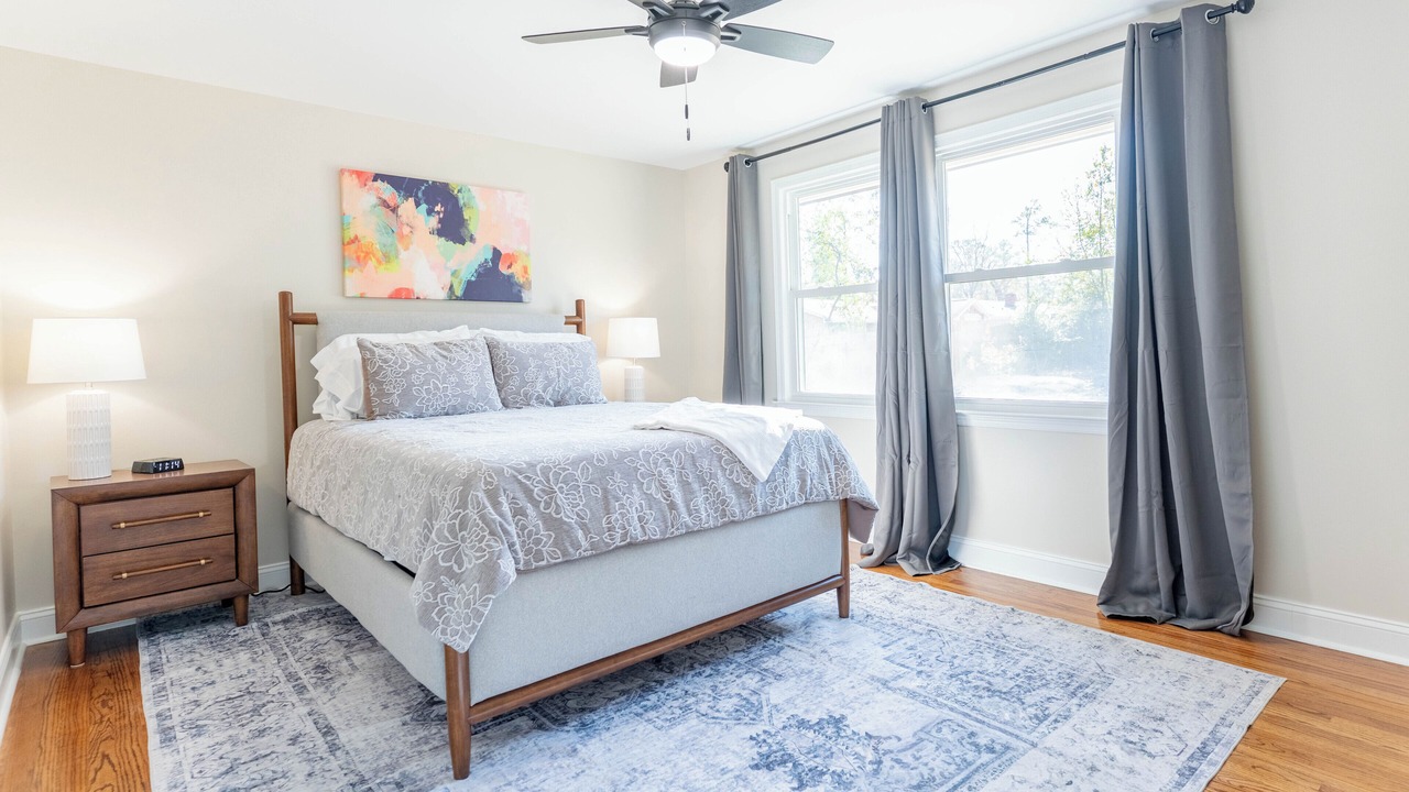 Photo of Bedroom in Forest Hills