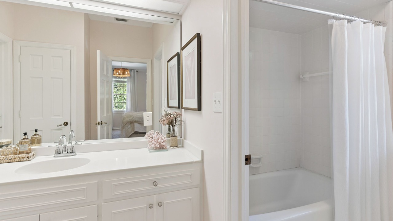 Photo of Bathroom in Sea Island