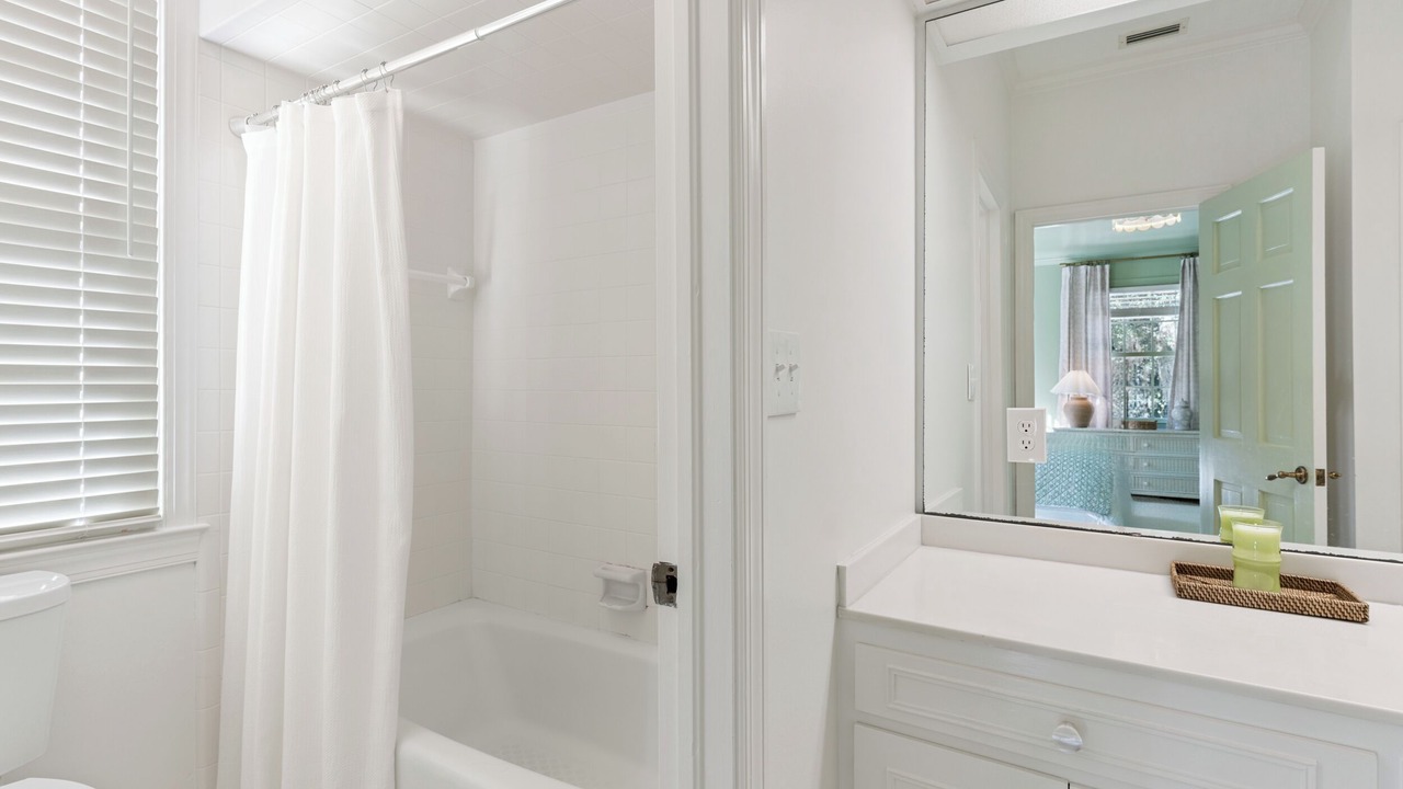 Photo of Bathroom in Sea Island