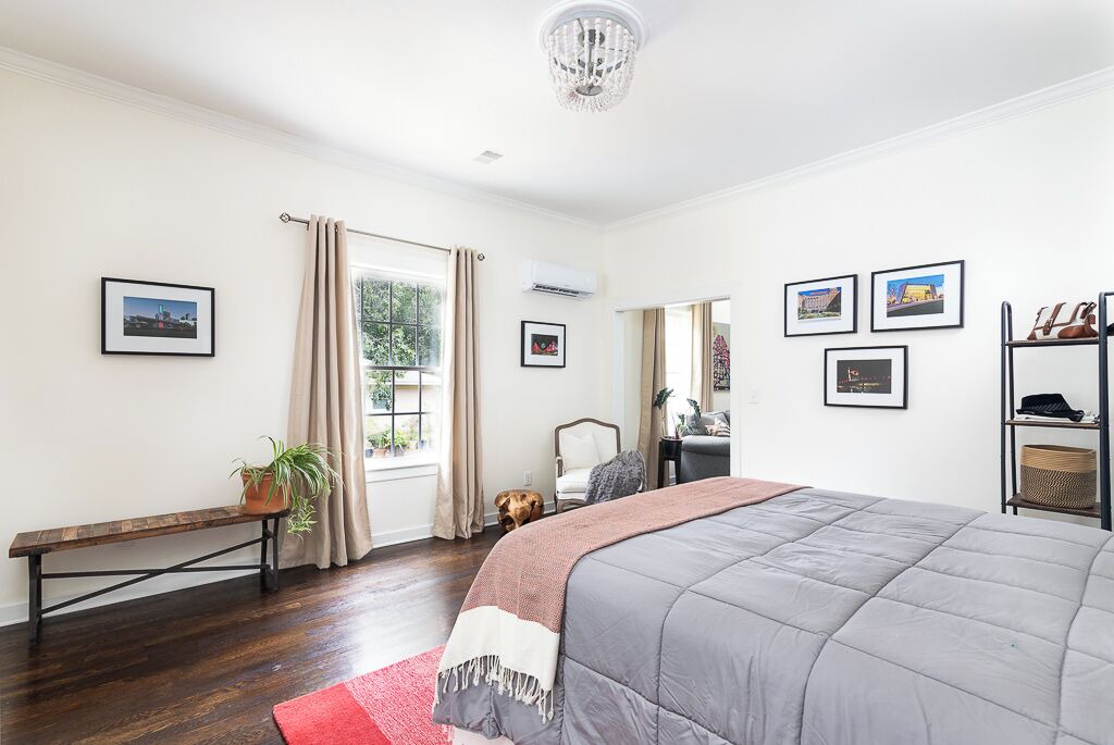 Photo of Bedroom in East Point