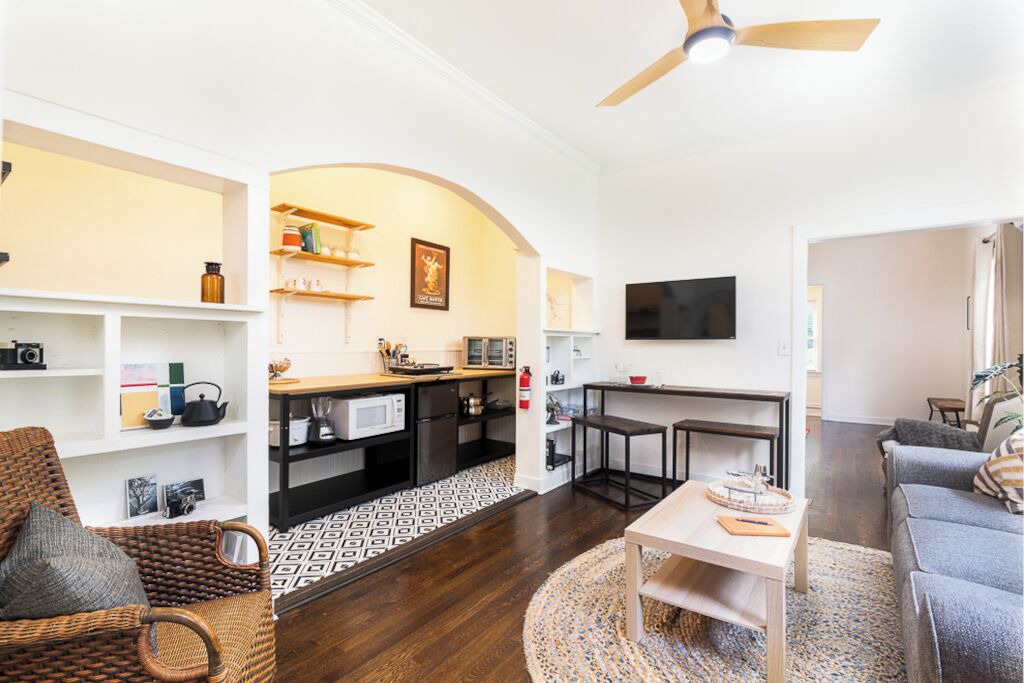 Photo of Livingroom in East Point