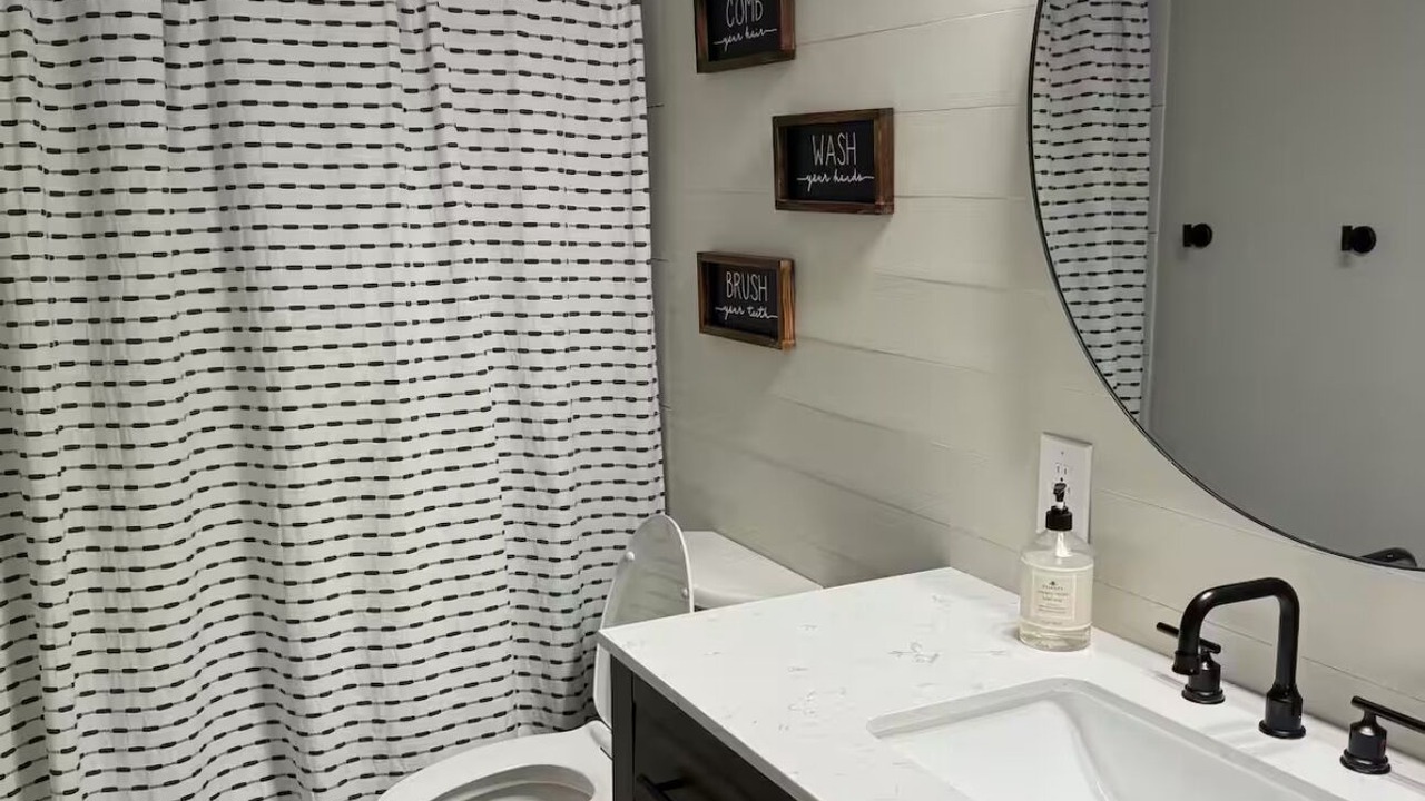 Photo of Bathroom in Goodsprings