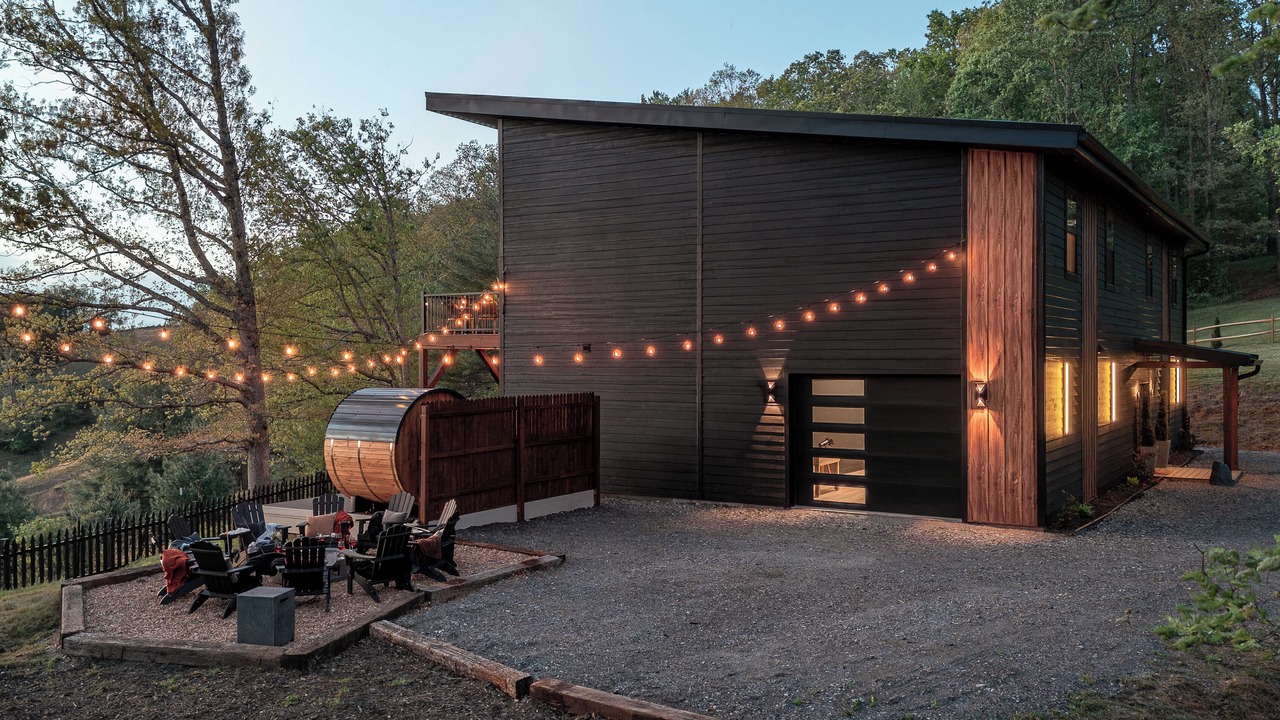 Photo of Outdoor in Weaverville