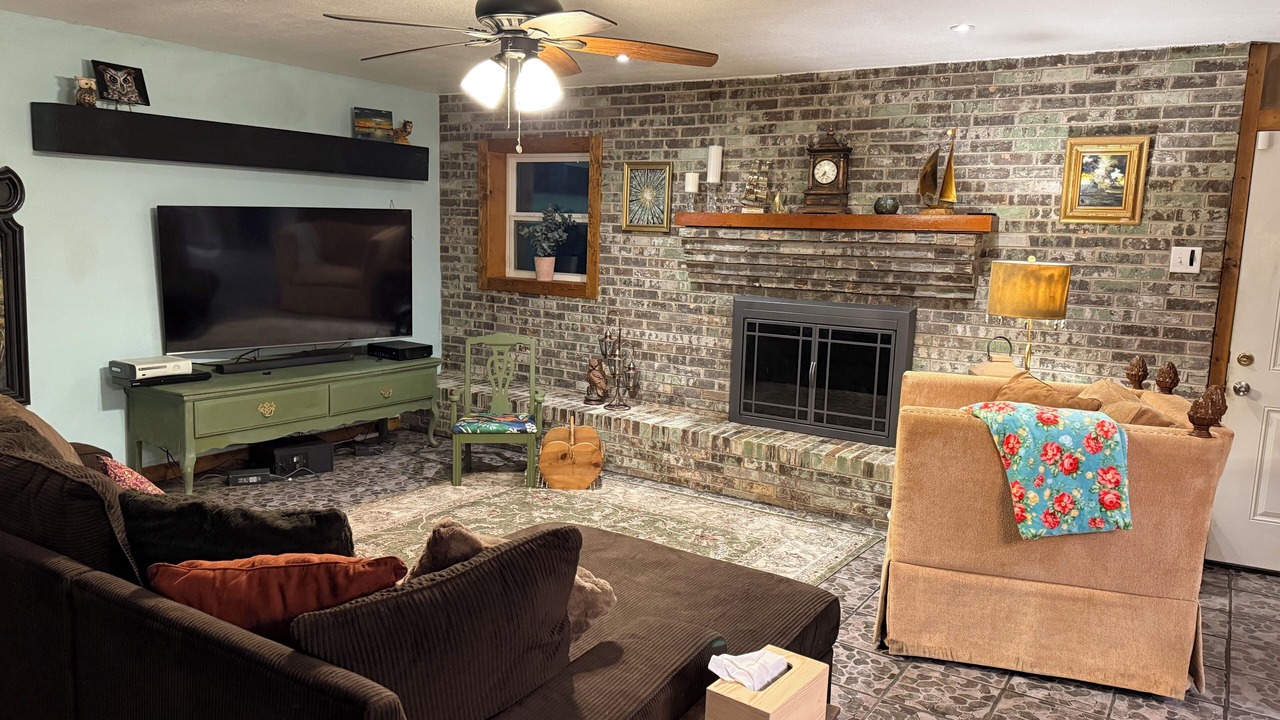Photo of Livingroom in Vancleave