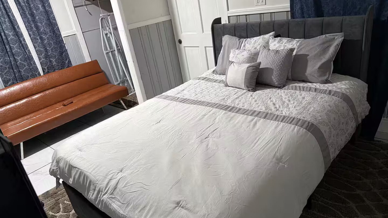 Photo of Bedroom in Decatur