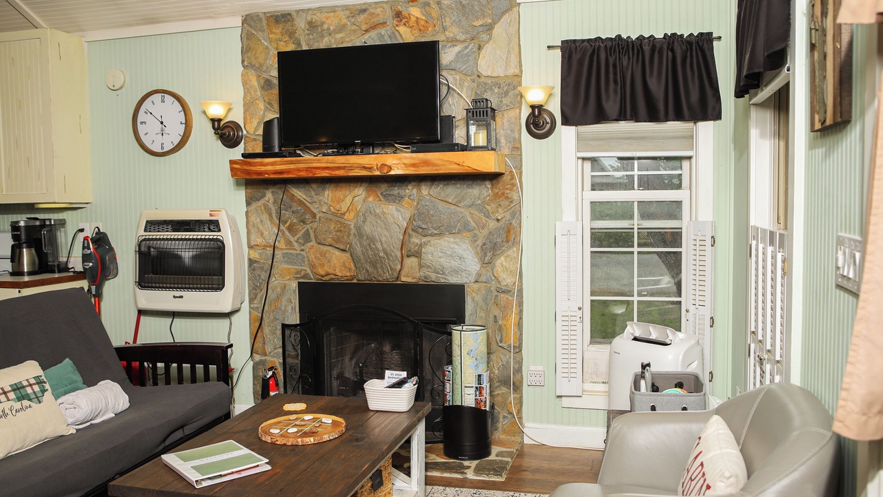 Photo of Livingroom in Altamont