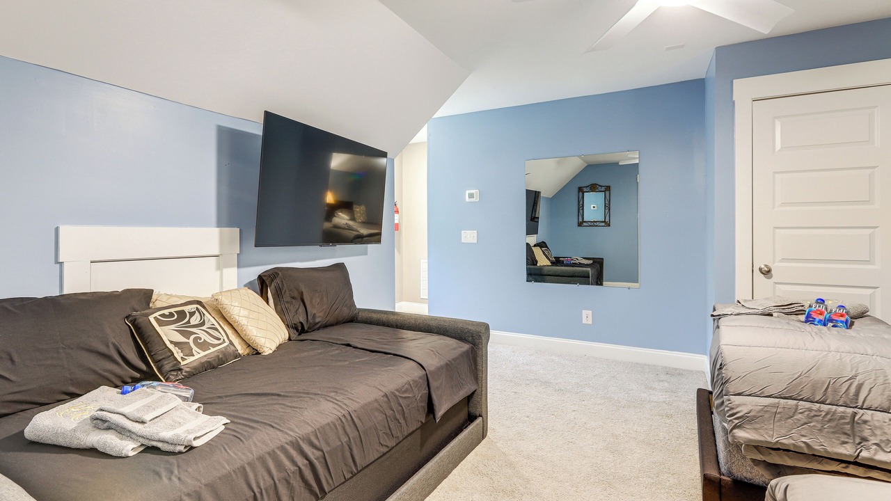 Photo of Bedroom in Locust Grove