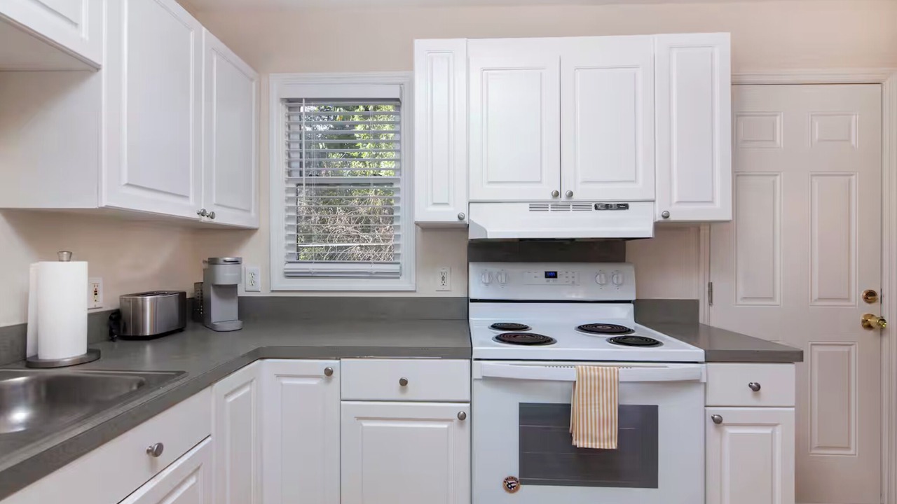 Photo of Kitchen in Ponderosa - Wingate
