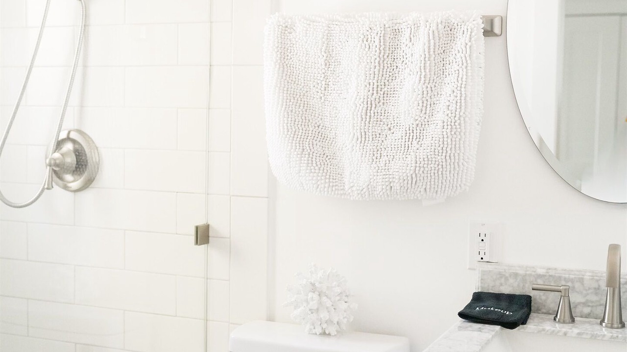 Photo of Bathroom in King City