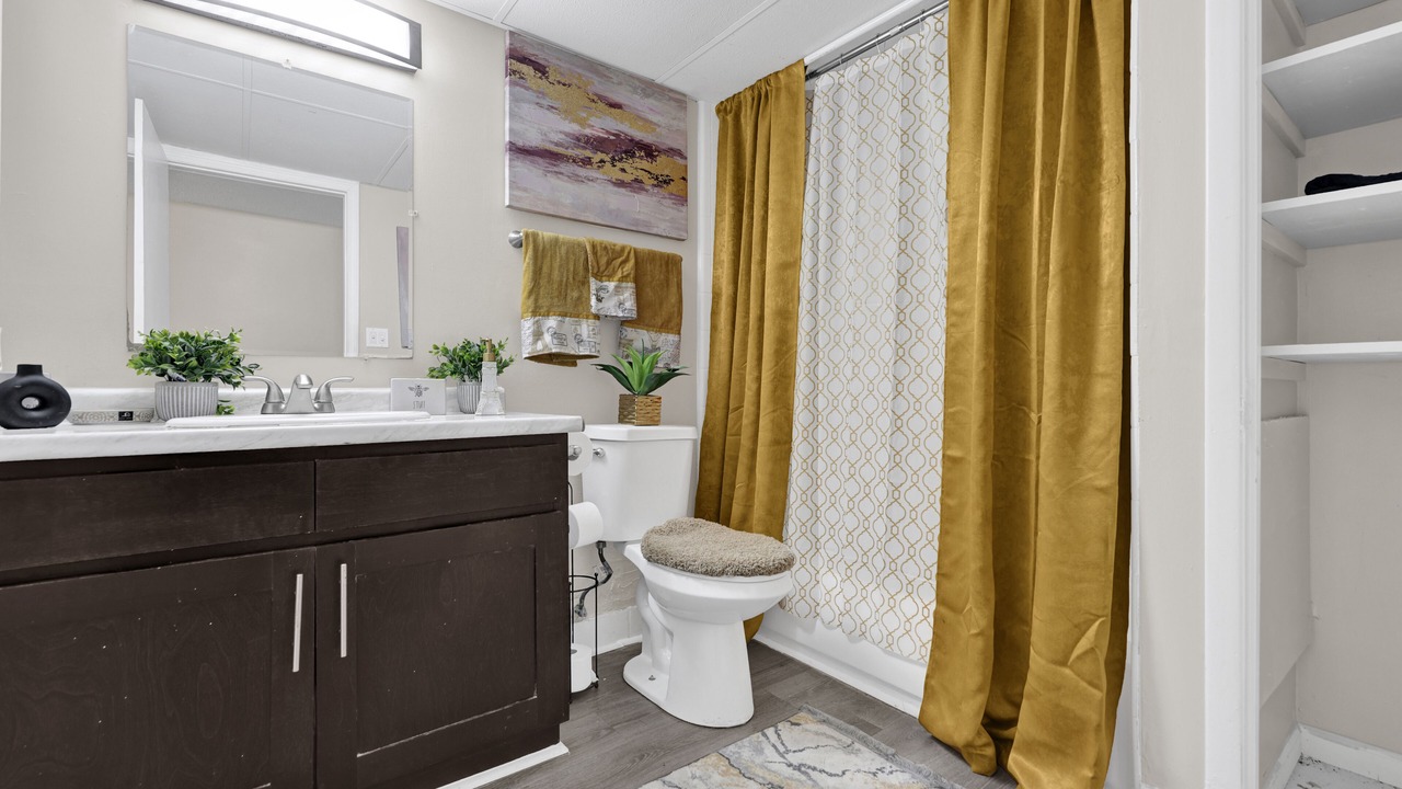 Photo of Bathroom in Crestline Heights
