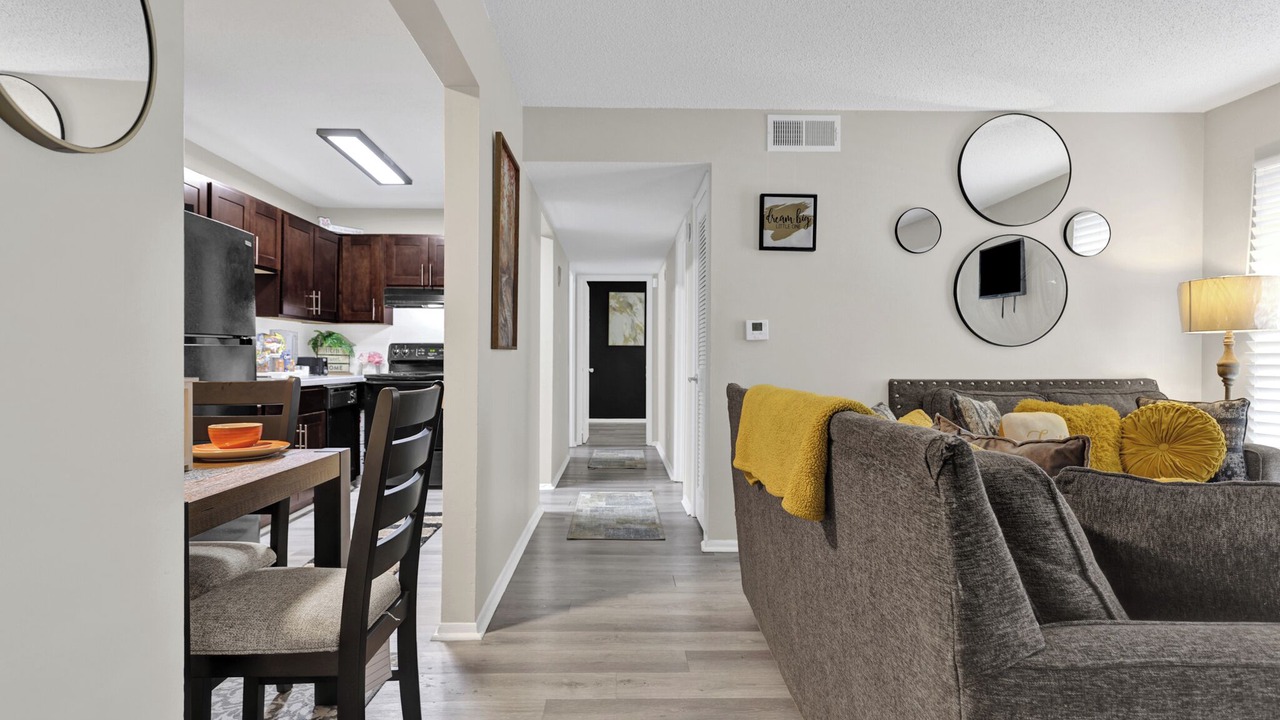 Photo of Livingroom in Crestline Heights