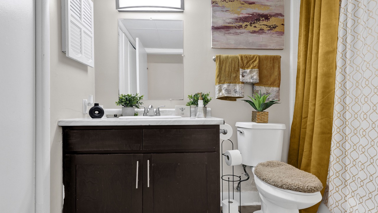 Photo of Bathroom in Crestline Heights