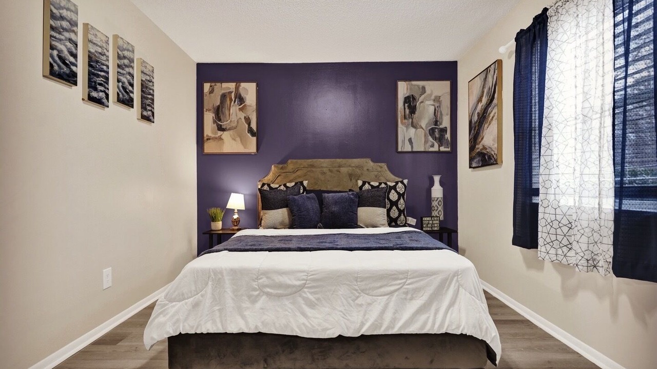 Photo of Bedroom in Crestline Heights