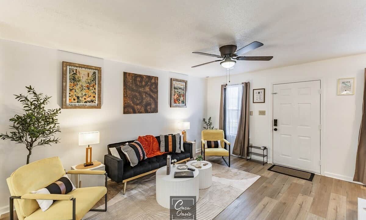 Photo of Livingroom in Decatur