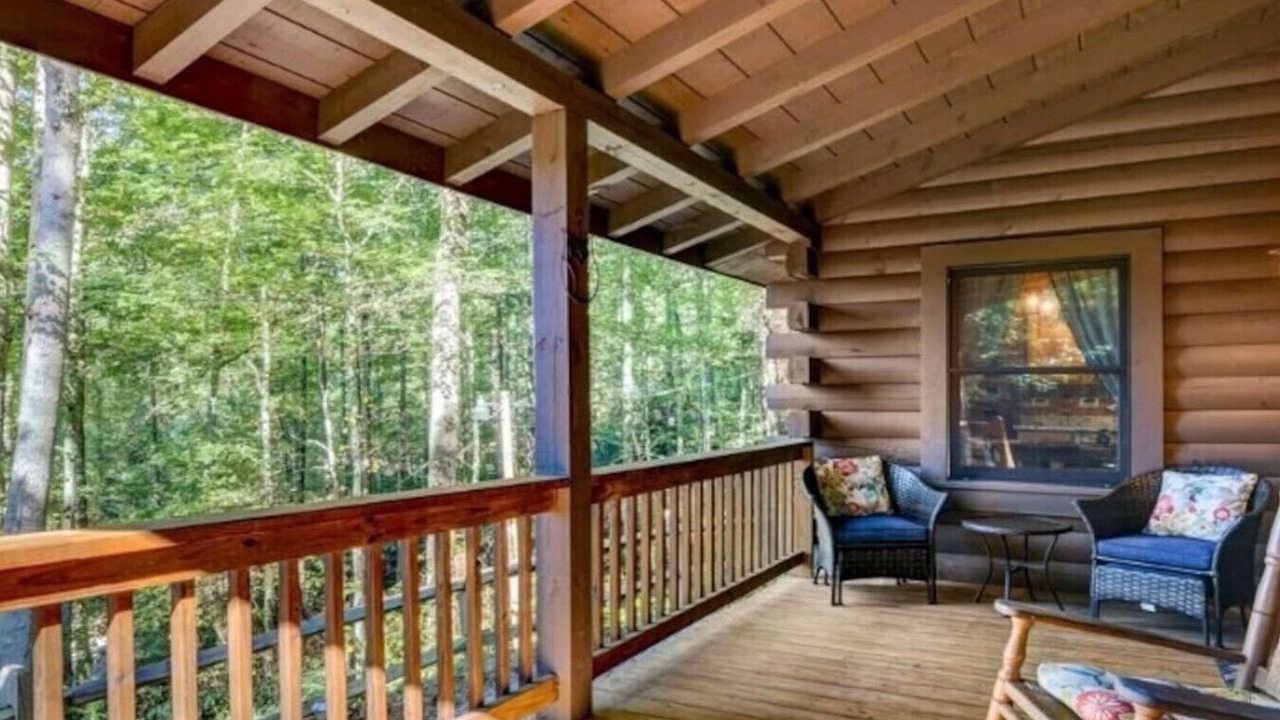 Photo of Patio Balcony in Waynesville