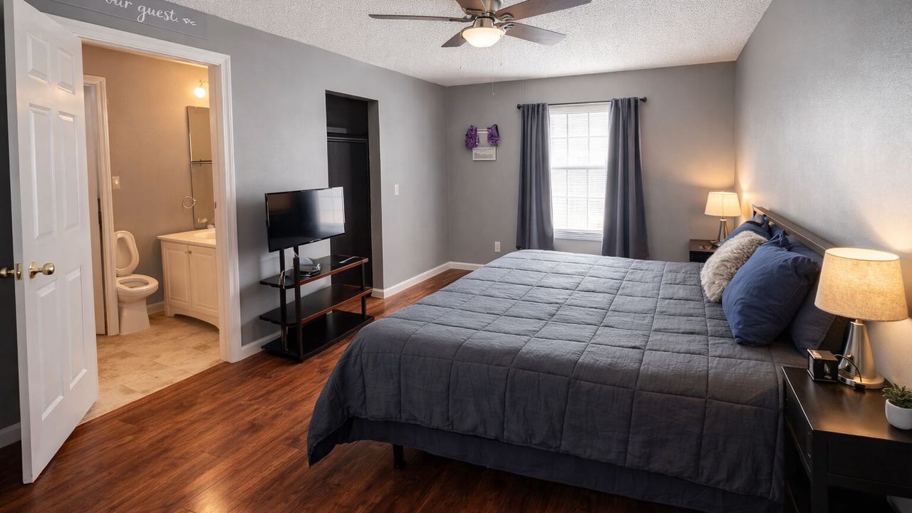 Photo of Bedroom in Northside