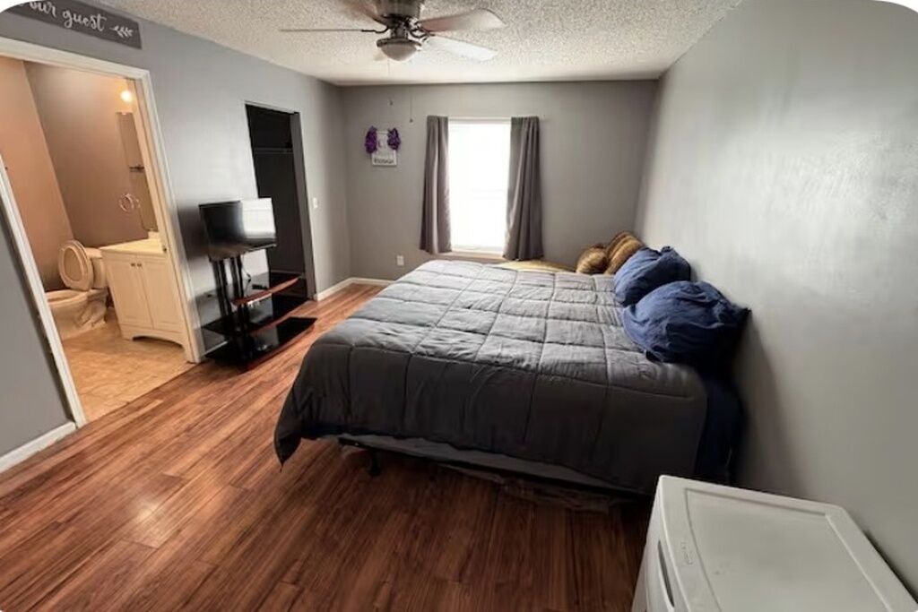 Photo of Bedroom in Northside