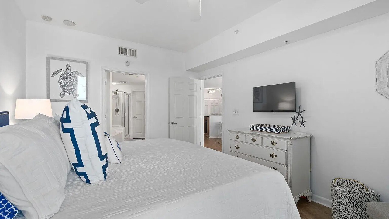 Photo of Bedroom in Gulfport