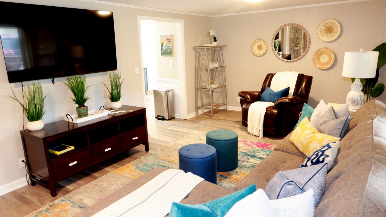 Photo of Livingroom in Muscle Shoals