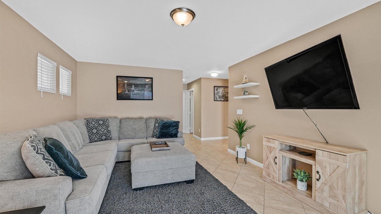 Photo of Livingroom in Rhodes Ranch