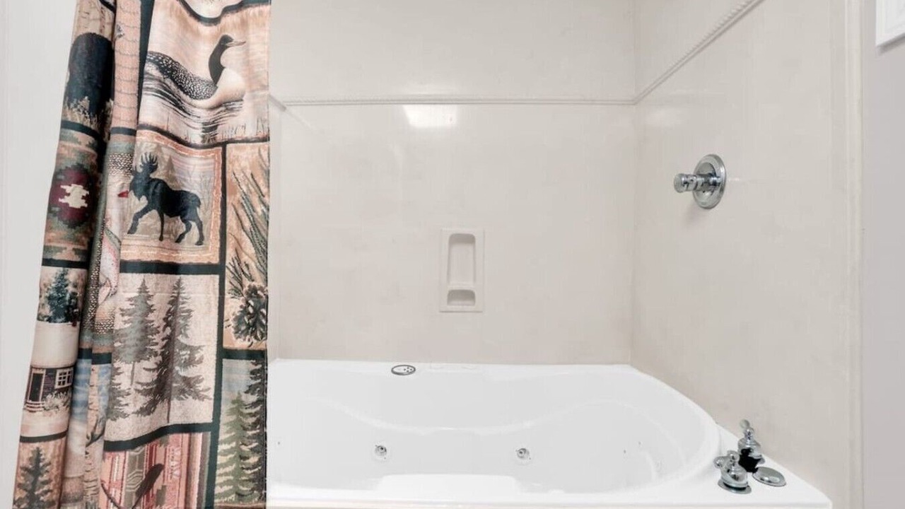 Photo of Bathroom in Wetumpka