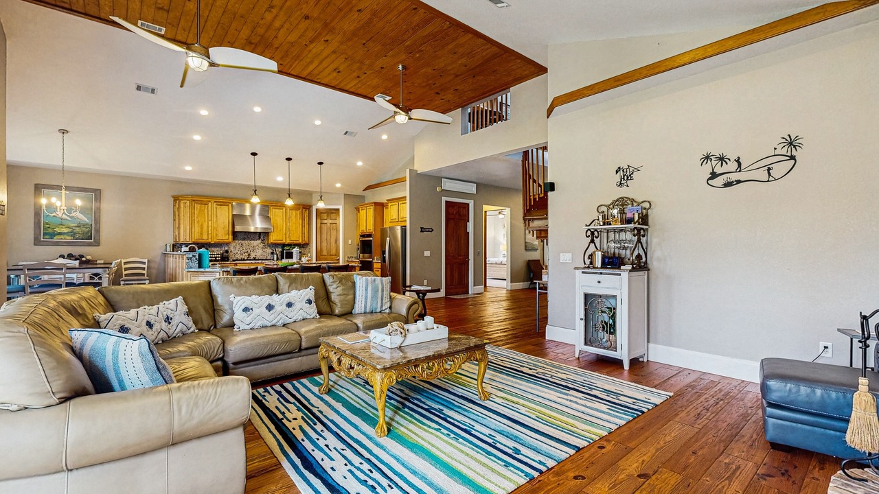 Photo of Livingroom in St. Simons Island